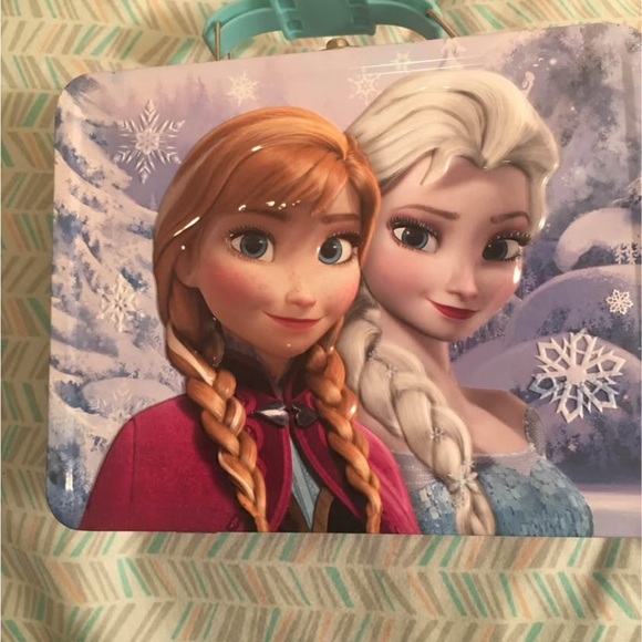 Frozen Themed Lunch Box - Picture 1 of 2